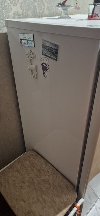 Продам холодильник Artel HS 293 RN S белый