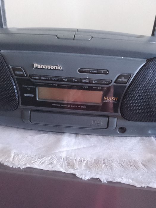 Радио касетофон Panasonic, модел RX- DT 505
