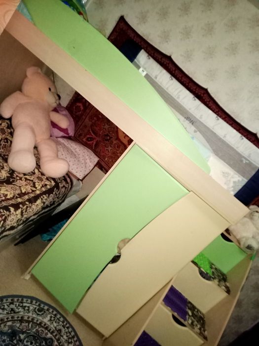 Кровать детская. Двухъярусная.односпальная Самовывоз