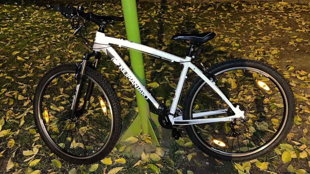 Well-Maintained Bicycle for Sale – Smooth Ride, Great Condition,