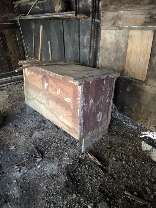 Vând ladă de colecție pt muzee