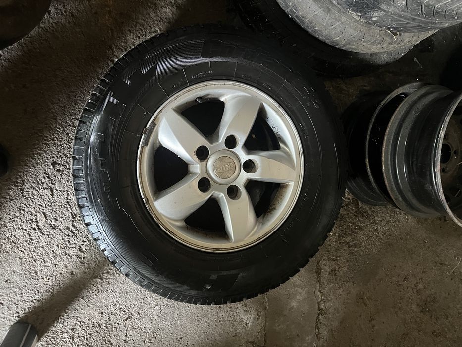 4бр гуми all terrain dot 22г на 90% 245.70.16