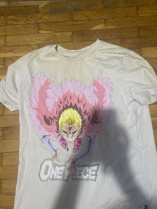 Аниме дрехи и на певци ( bleach one piece dragonball)