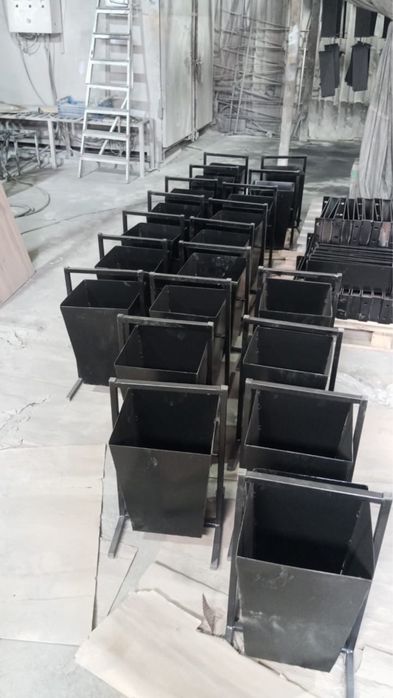 Урны металлические