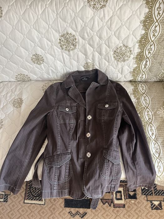 Дамско пролетно яке