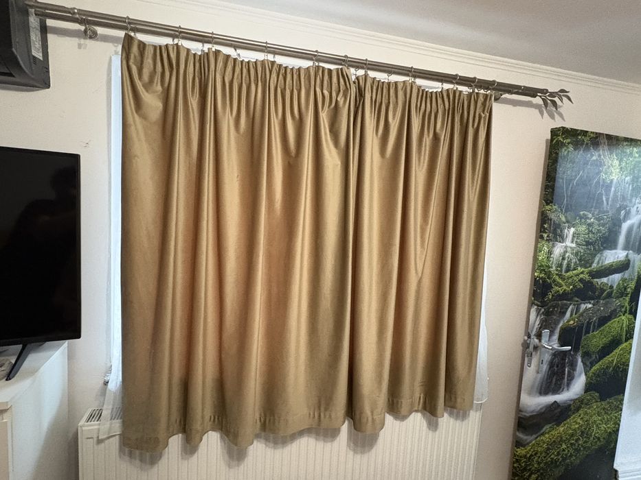 Hiko, 2 draperii scurte 140Lx130H + perdea Ana voal 300Lx130H cm, cu rejansa creion de 6,5cm