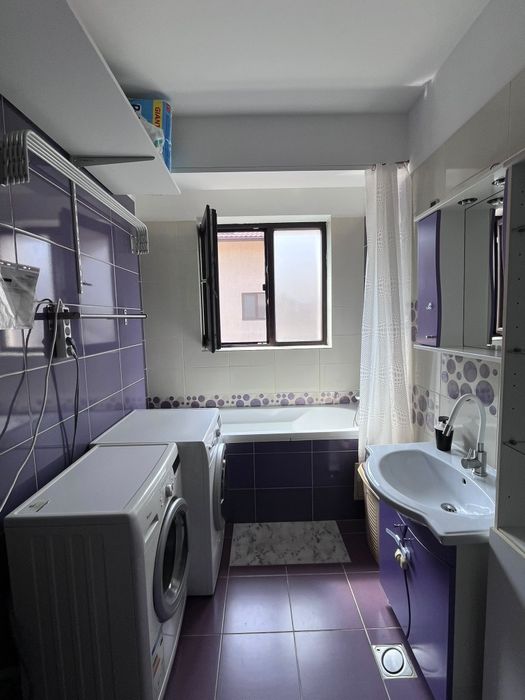 De închiriat 2 camere DECOMANDAT +  PARCARE in Rezidential Apusului