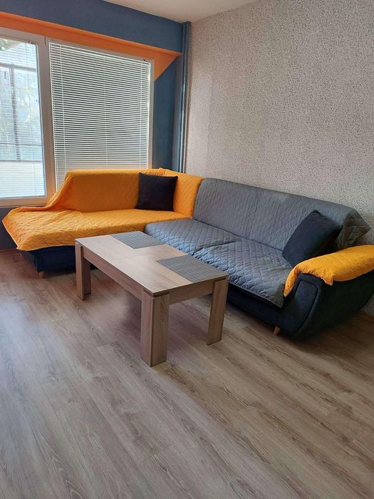 Двустаен апартамент в ж.к. Люлин 5.