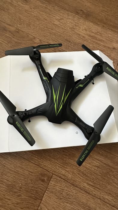 Дрон BeebeeRun K200C WiFi FPV новый