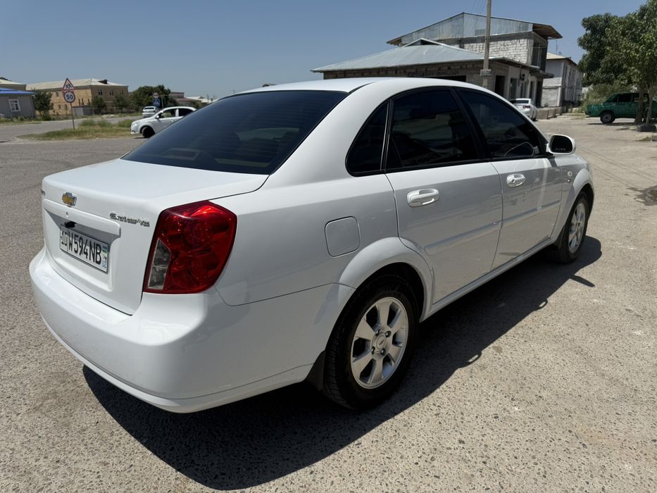 Lacetti 1.6 2013 avtomat