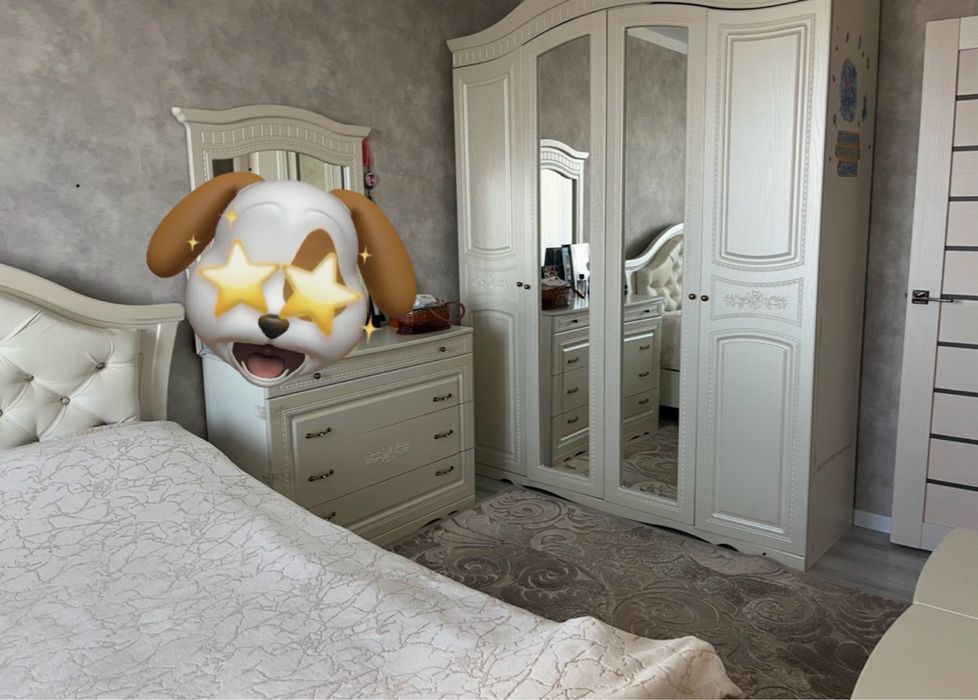 Спальный гарнитур