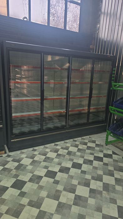 Vitrine frigorifice magazine litoral