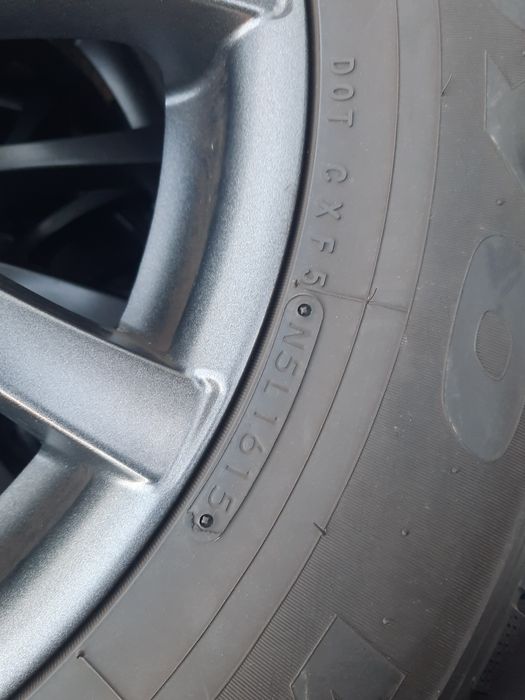 4 Броя 225/65/17 Toyo 2x6,8mm 2x5mm