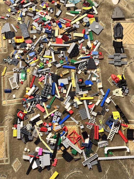 Продам пакет лего деталей