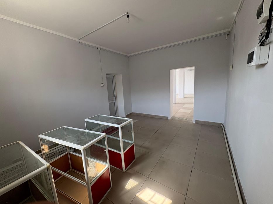 Сдаётся коммерческое помещение 240 м²