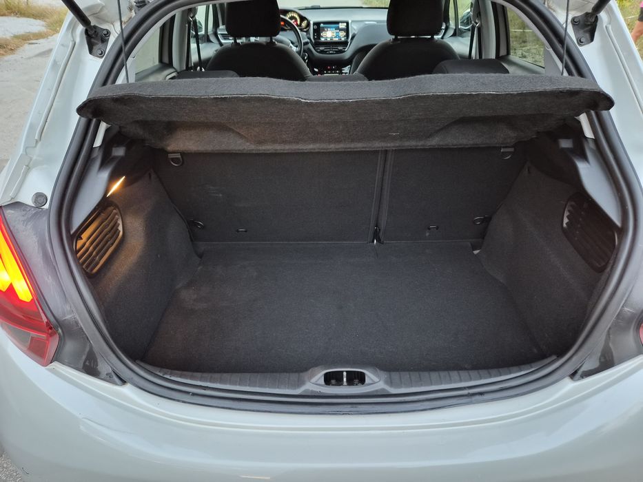 Peugeot 208 1.6 ghi