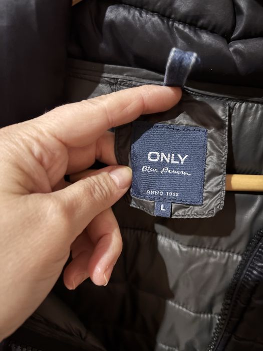 Дамски якета в отлично състояние  Пишете за повече снимки на моделчета