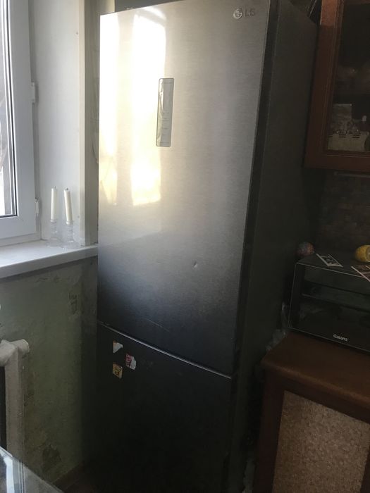 Холодильник LG срочно