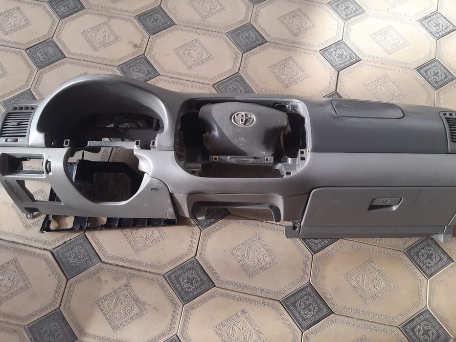 Продам торбеду-панель на тойоту камри.