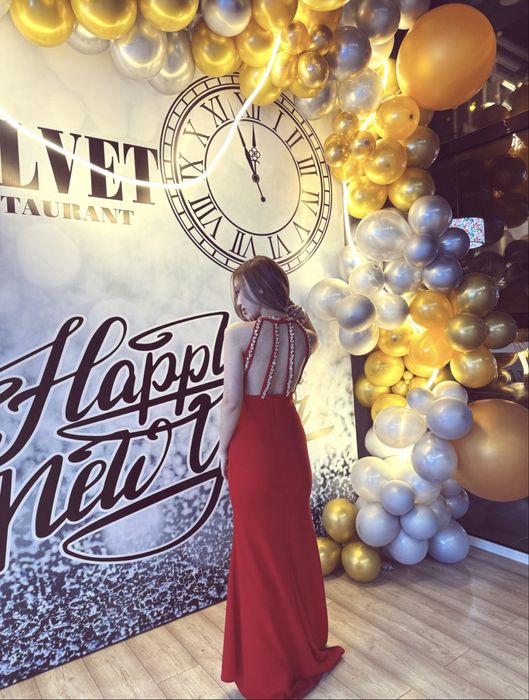 Платье вечернее нарядное