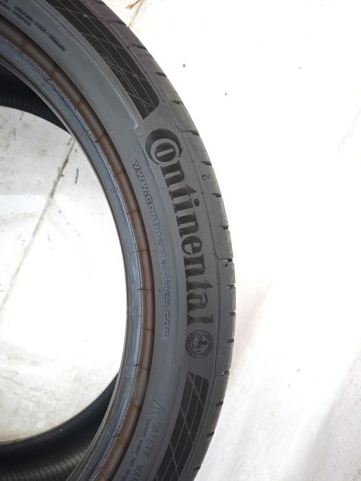 Anvelope 255/40/20 an 2023 vara CONTINENTAL Conti Sport Contact 5