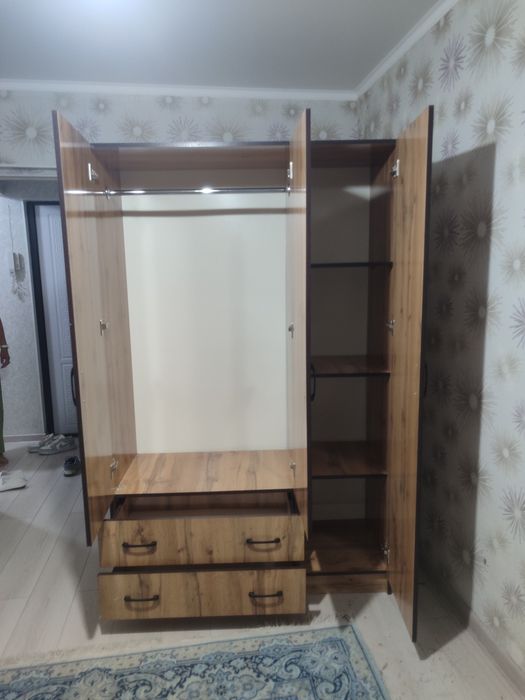 Шкаф ручной работы