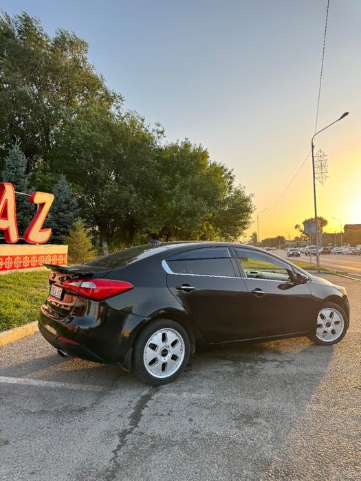 Продам диски оригинал R17