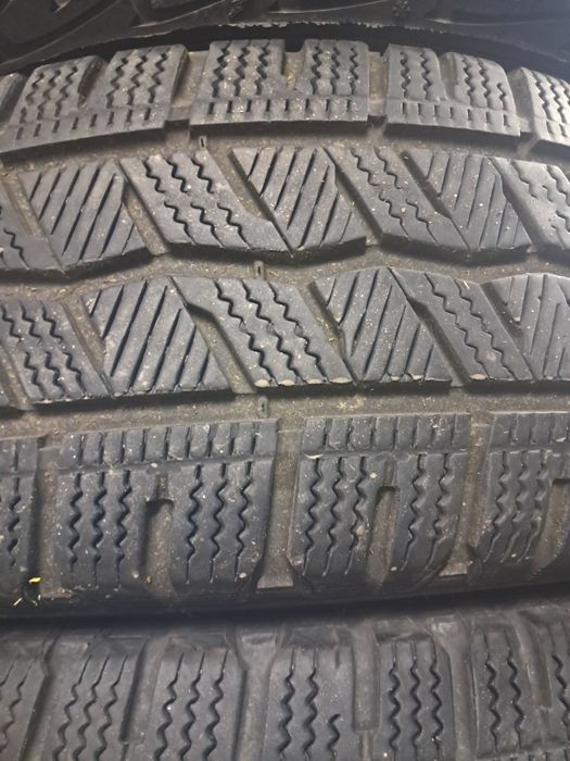 Anvelope second iarna 205 65 R16C Hankook