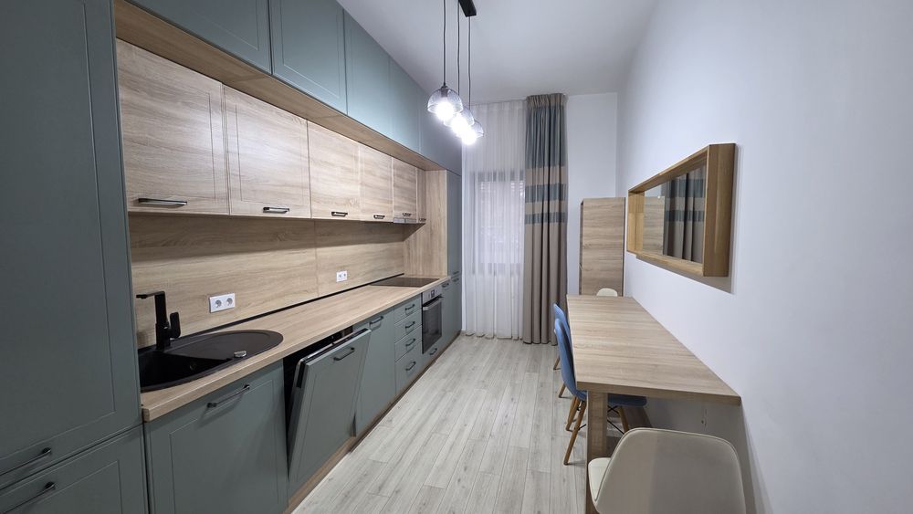 Proprietar vând 3 camere 107 mp Șelimbăr str.Pictor Brana nr 49