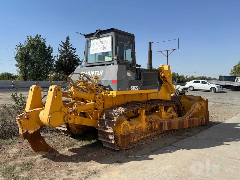 Buldozer Shantui