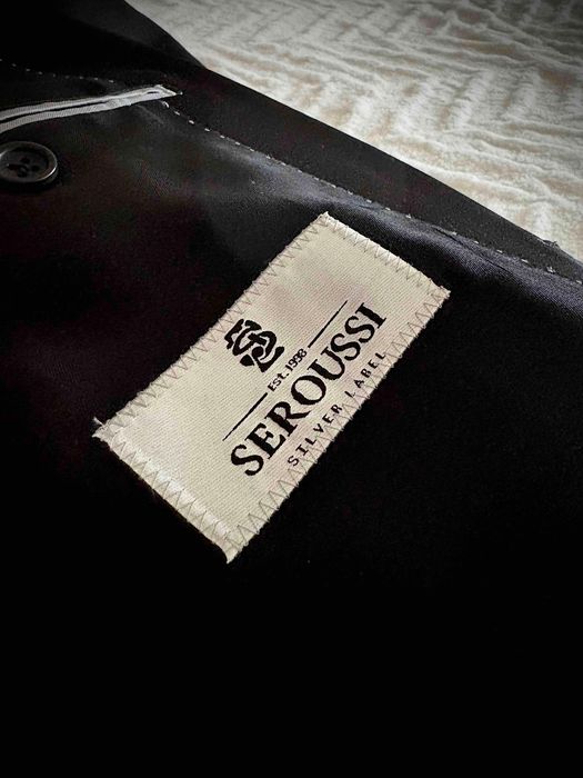 Sacou Smoking / Tuxedo SEROUSSI Negru – Mărimea 46 – Nou, Nepurtat