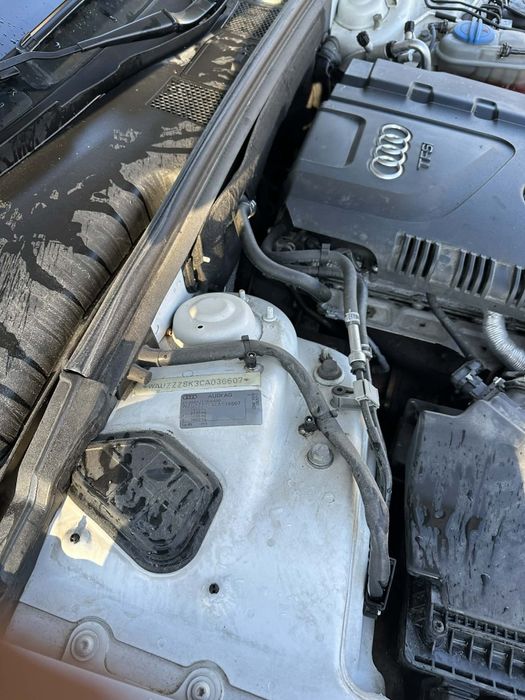 Vând Audi A4 B8 într-o stare impecabila