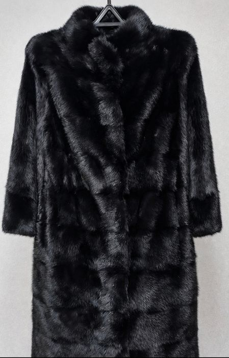 Норковая шуба 2в1 (отстёгивается низ и манжеты),чёрный бриллиант 46-48