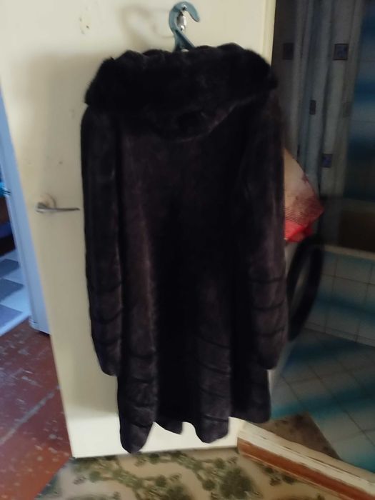 Продам шубу мутон