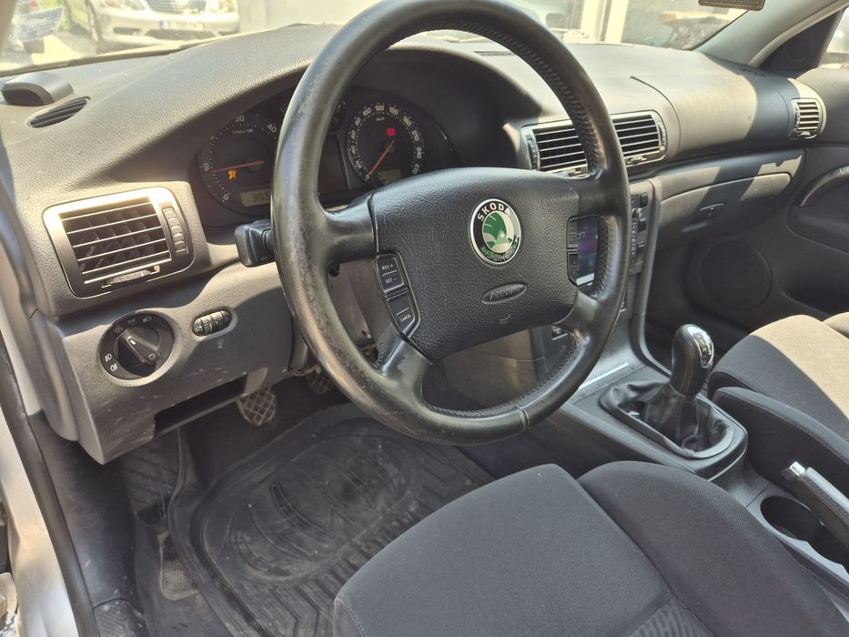 Skoda Superb  1.9 131