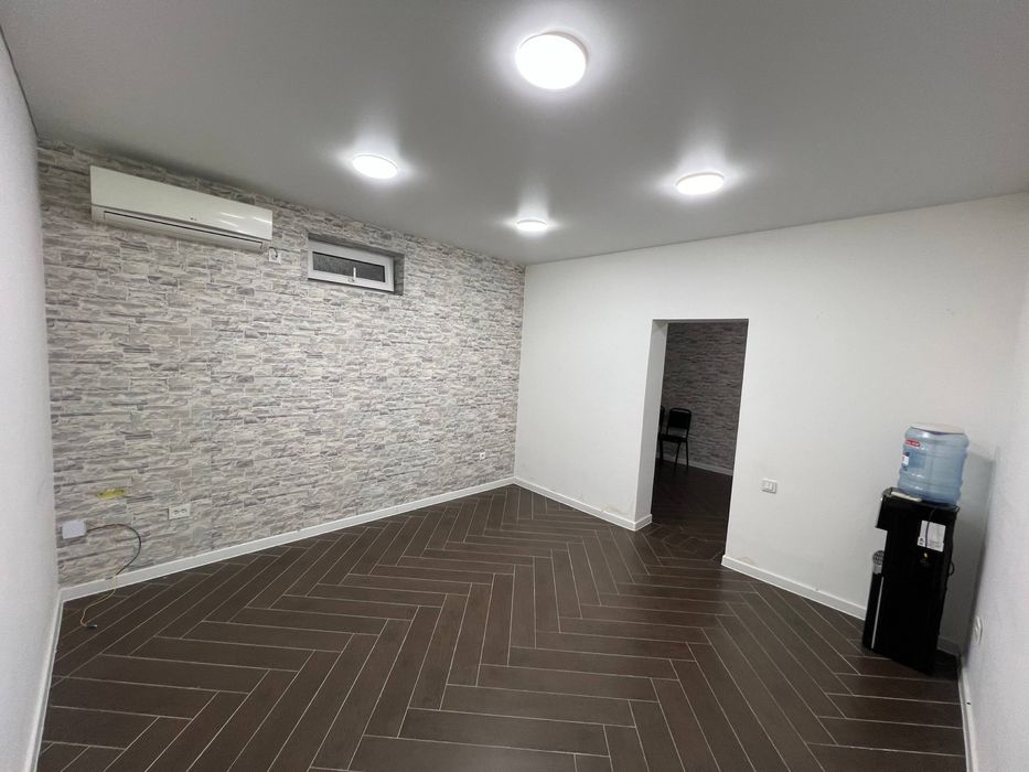 Аренда под офис С Мебелью! 2 комнат 30м2, 2 минут от метро Шахристан!