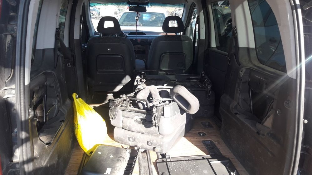 мерцедес ванео 1.9 бенз. mercedes vaneo 1.9 Benz. само на части