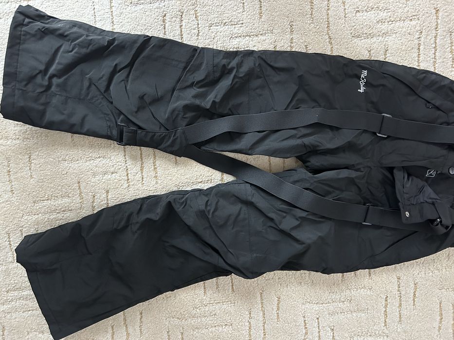 Doar Pantalon salopeta zapada negri 164 cm,14 ani!!!