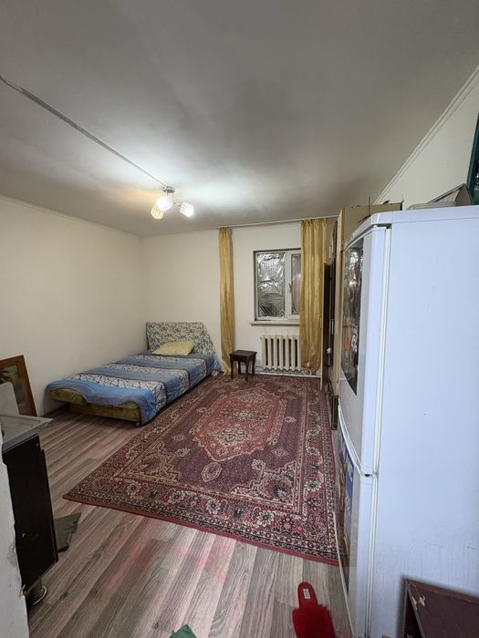 Сдаю квартиру в общяге туалет душ стиральная машина вс есть