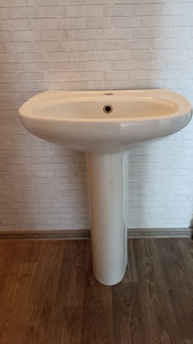 Продам раковина тюльпан