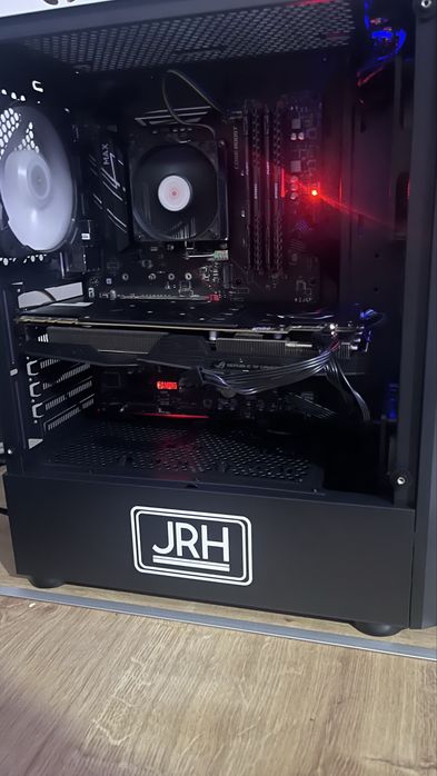 PC Ryzen 5 2600 + GTX 1070 8GB | 32GB DDR4 | SSD + HDD