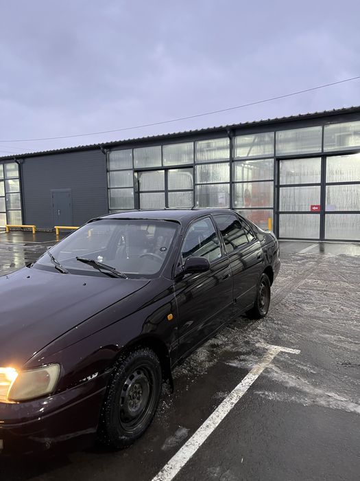 Продам Toyota carina e