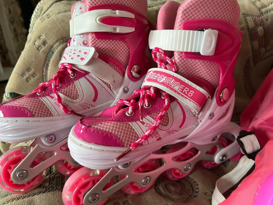 Продам роликовые коньки