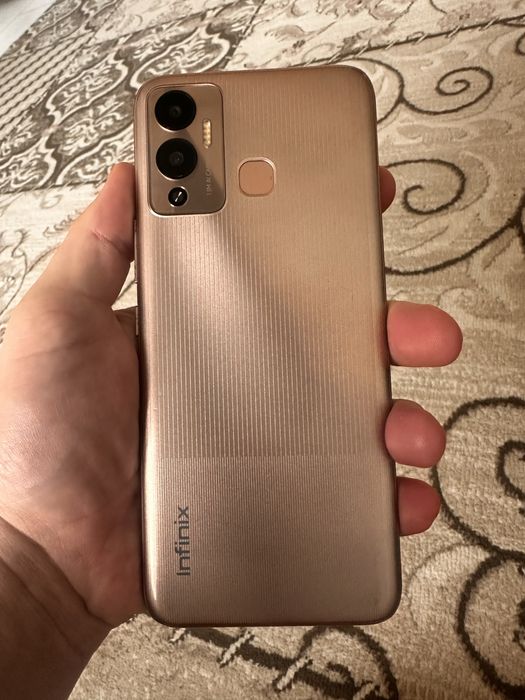 Infinix x6816/64GB/Золотистый
