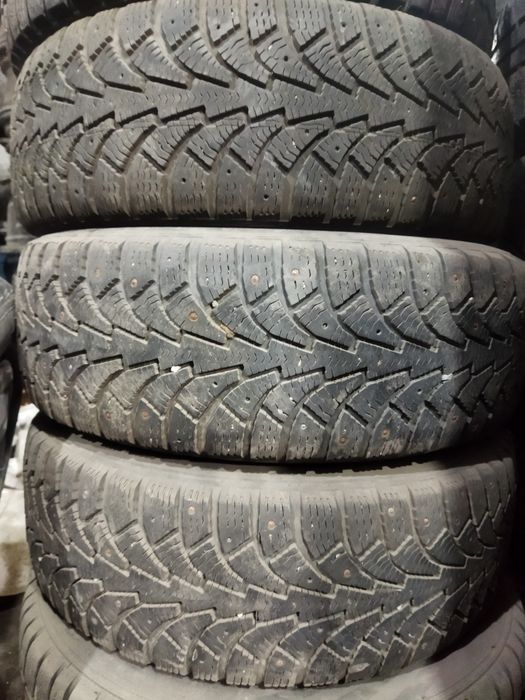 Шины 205/60/16 3 штуки зима