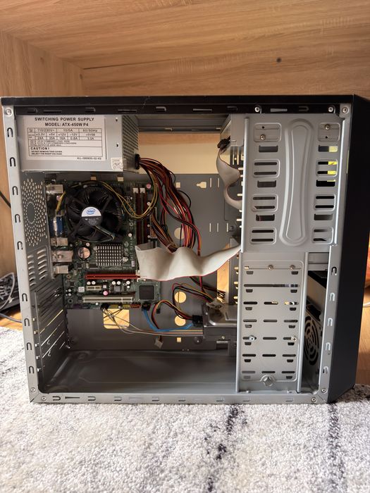 PC Desktop Intel Pentium E5700 / 2GB DDR3 / HDD 250GB – Sistem Recondiționat & Funcțional