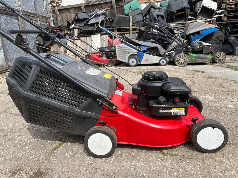 17: Моторна косачка Moutfield Briggs 4.0 hp