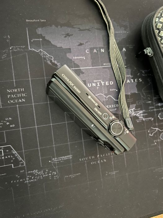 Фотоапарат Nikon Coolpix S6200 Black