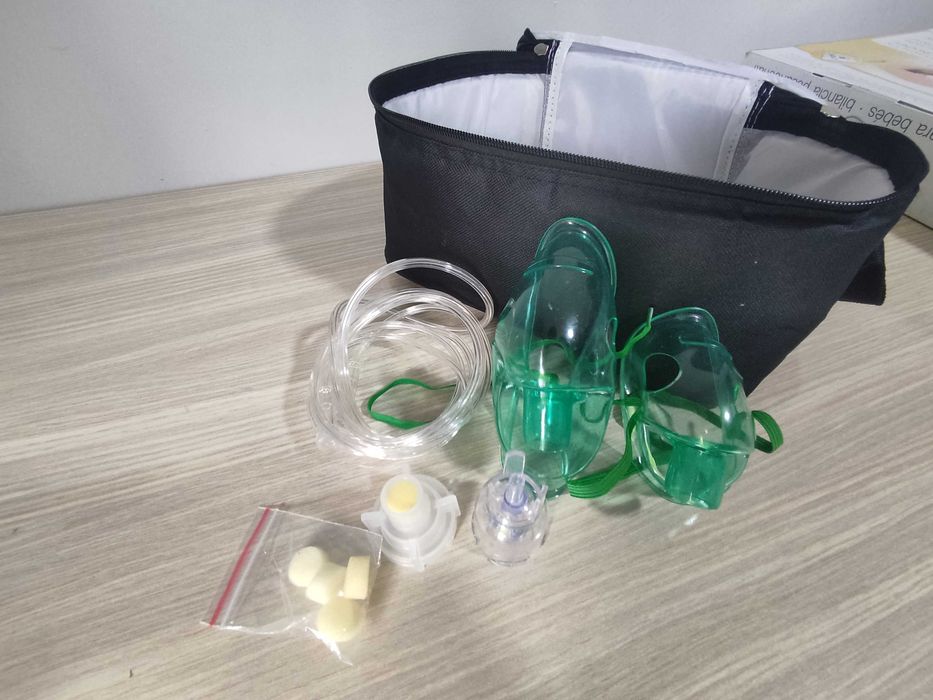 Продам компрессионный ингалятор с масками для детей и взрослых.