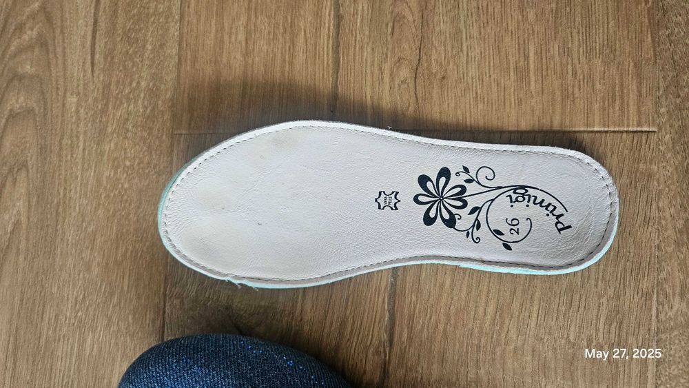 Детски обувки-момиче